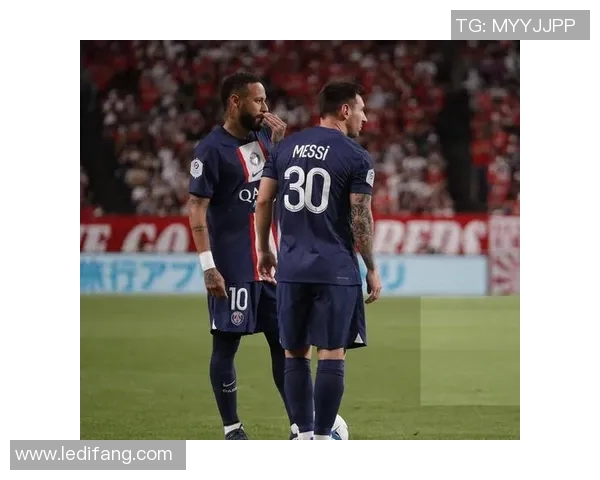 巴萨苦等梅西涨薪签约，恐遭马竞挖角！