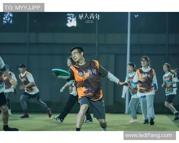 赛后分析:杭州飞盘队与武汉飞盘队的速度对决全景回顾 赛后分析:杭州飞盘队与武汉飞盘队的速度对决全景回顾